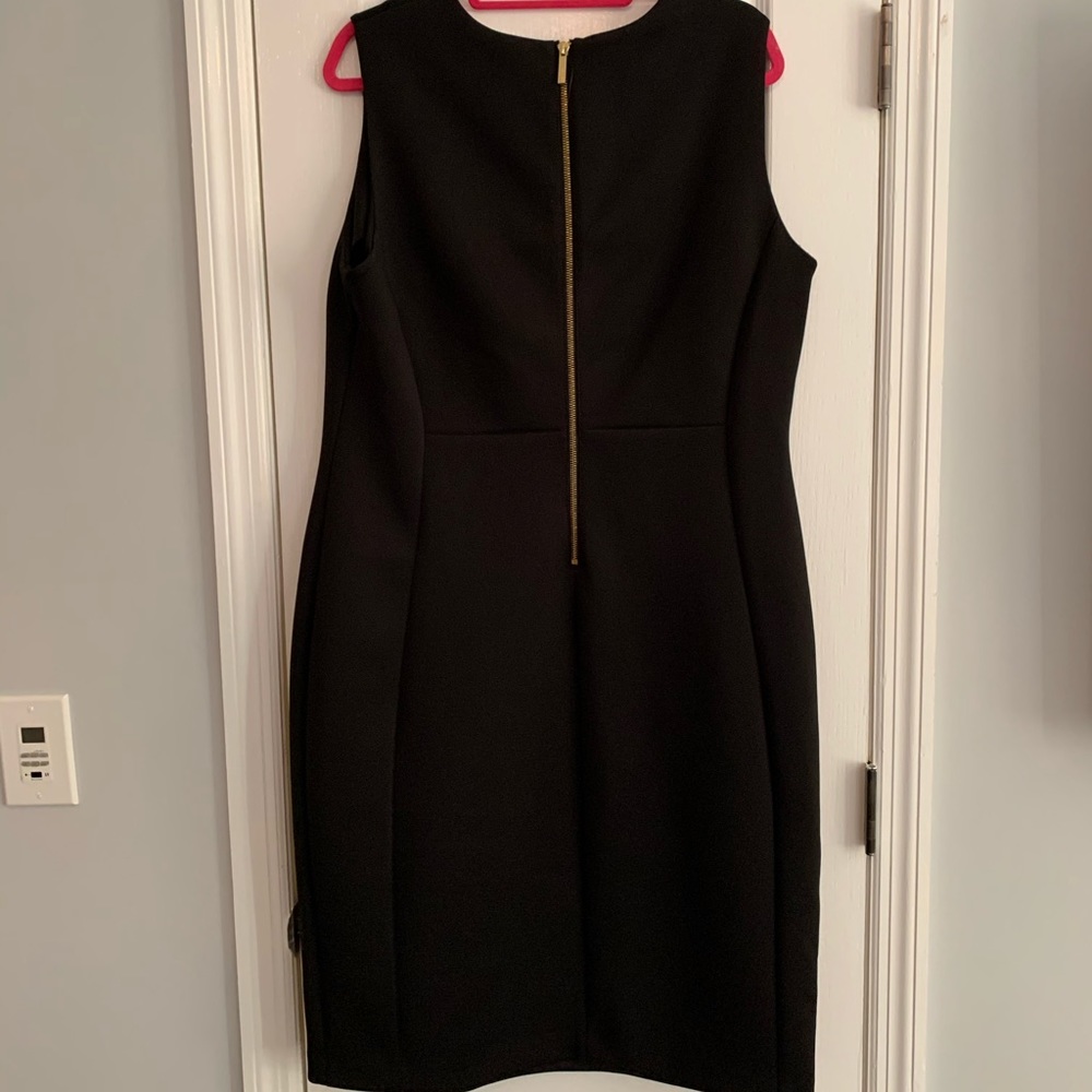Too big :( - Picture 3 of 5